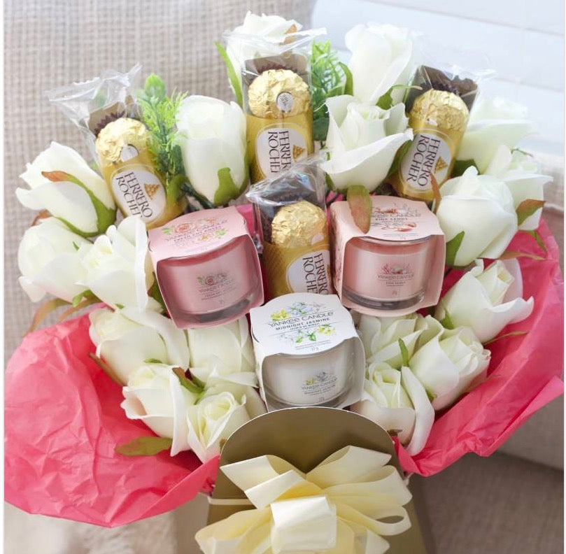 YANKEE CANDLE AND FERRERO ROCHER BOUQUET