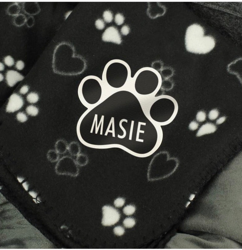 PERSONALISED DOG PAW FLEECE BLANKET