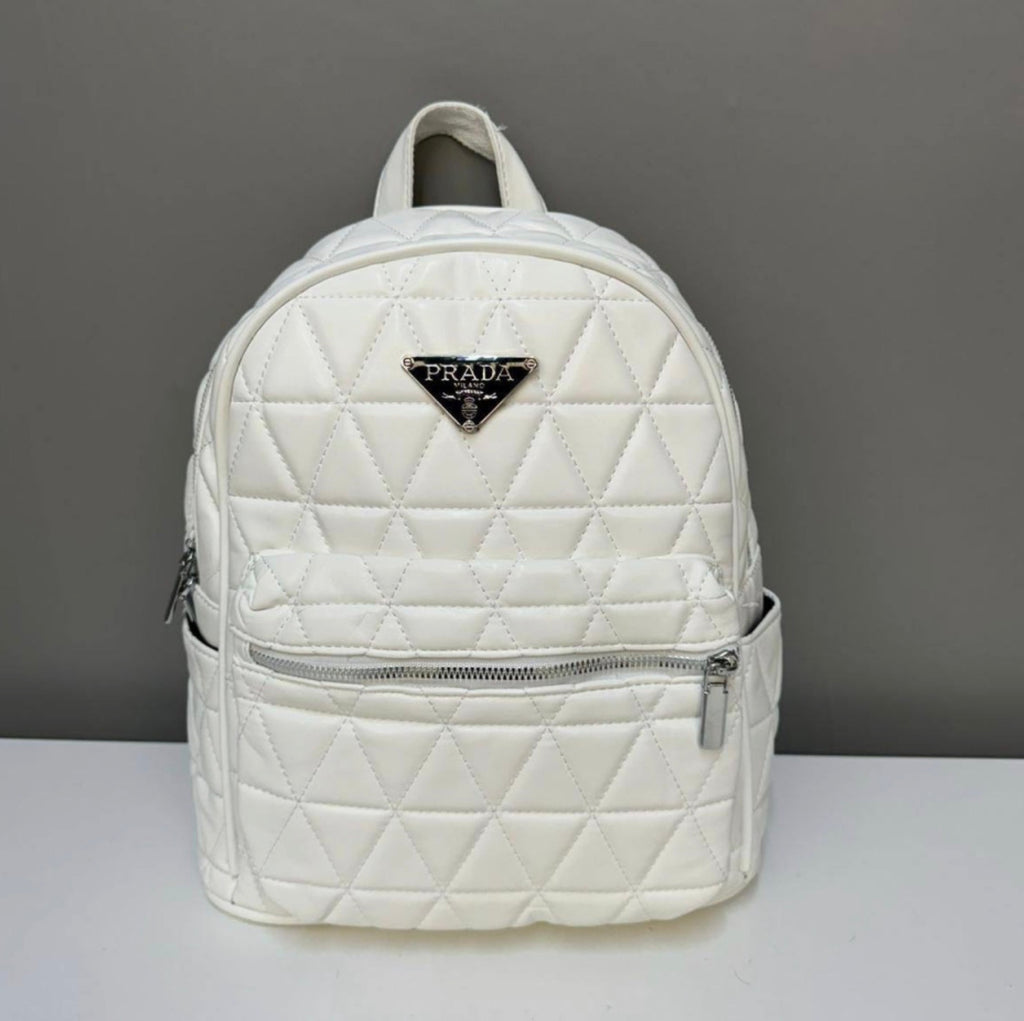 🎒 Stylish & Practical Backpacks 🎒