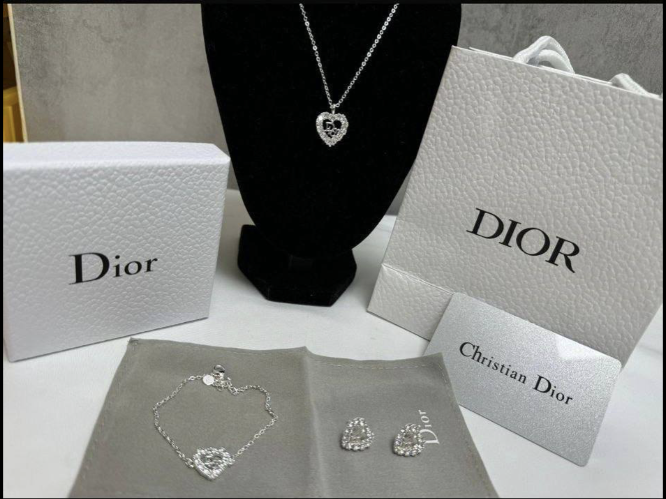 Luxury jewellery Sets