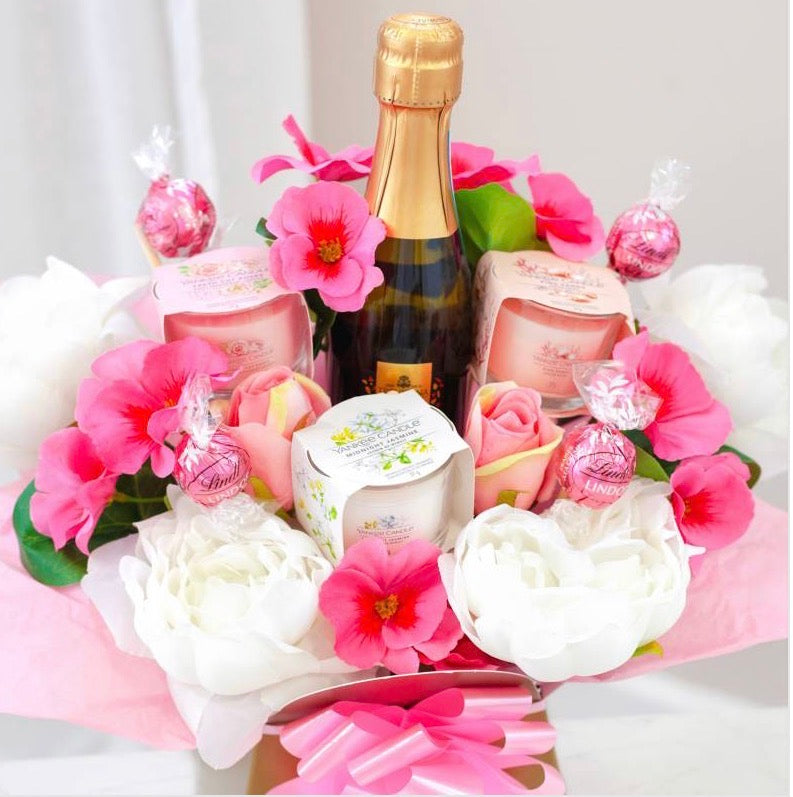 PRETTY IN PINK PROSECCO, CHOCOLATE AND YANKEE CANDLE BOUQUET