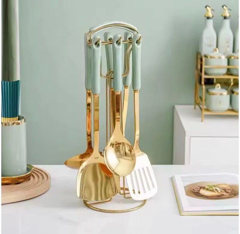 7 Piece Kitchen Utensil Set