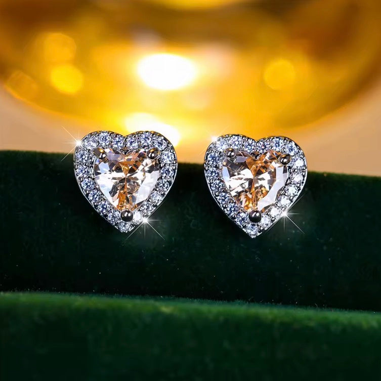 Cute Female Small Heart Stud Earrings