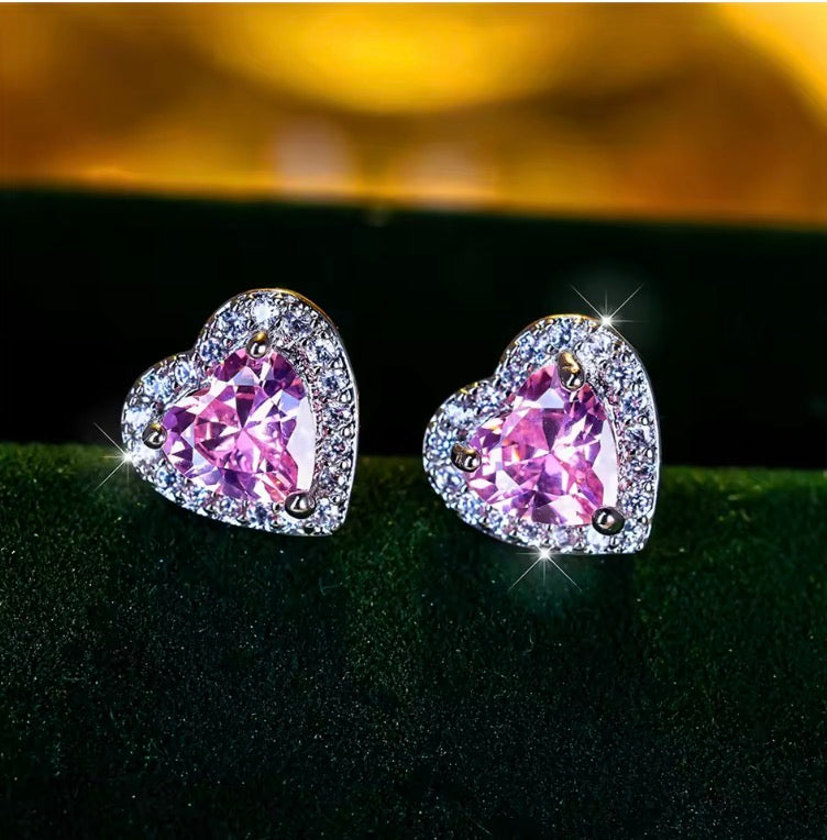 Cute Female Small Heart Stud Earrings