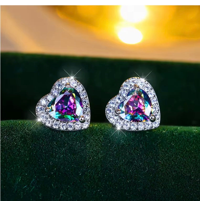 Cute Female Small Heart Stud Earrings