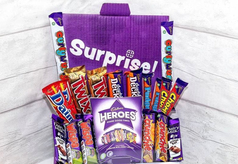 SUPER DELUXE CHOCOLATE TUCK BOX