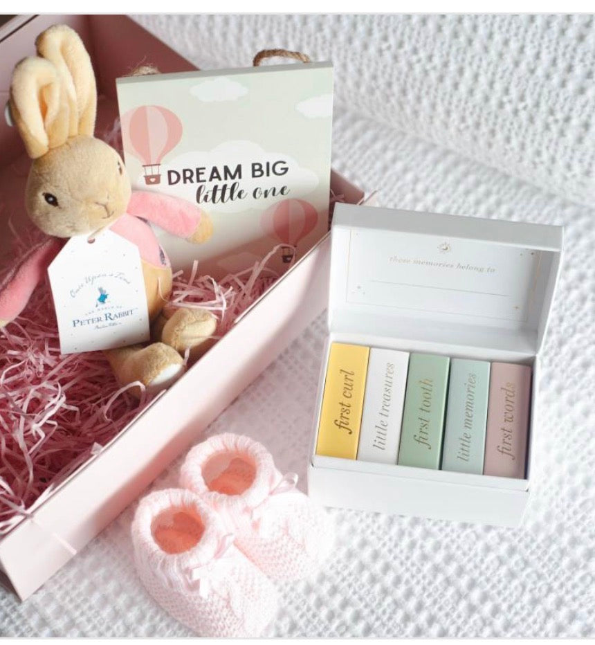 DREAM BIG BABY GIRL GIFT SET