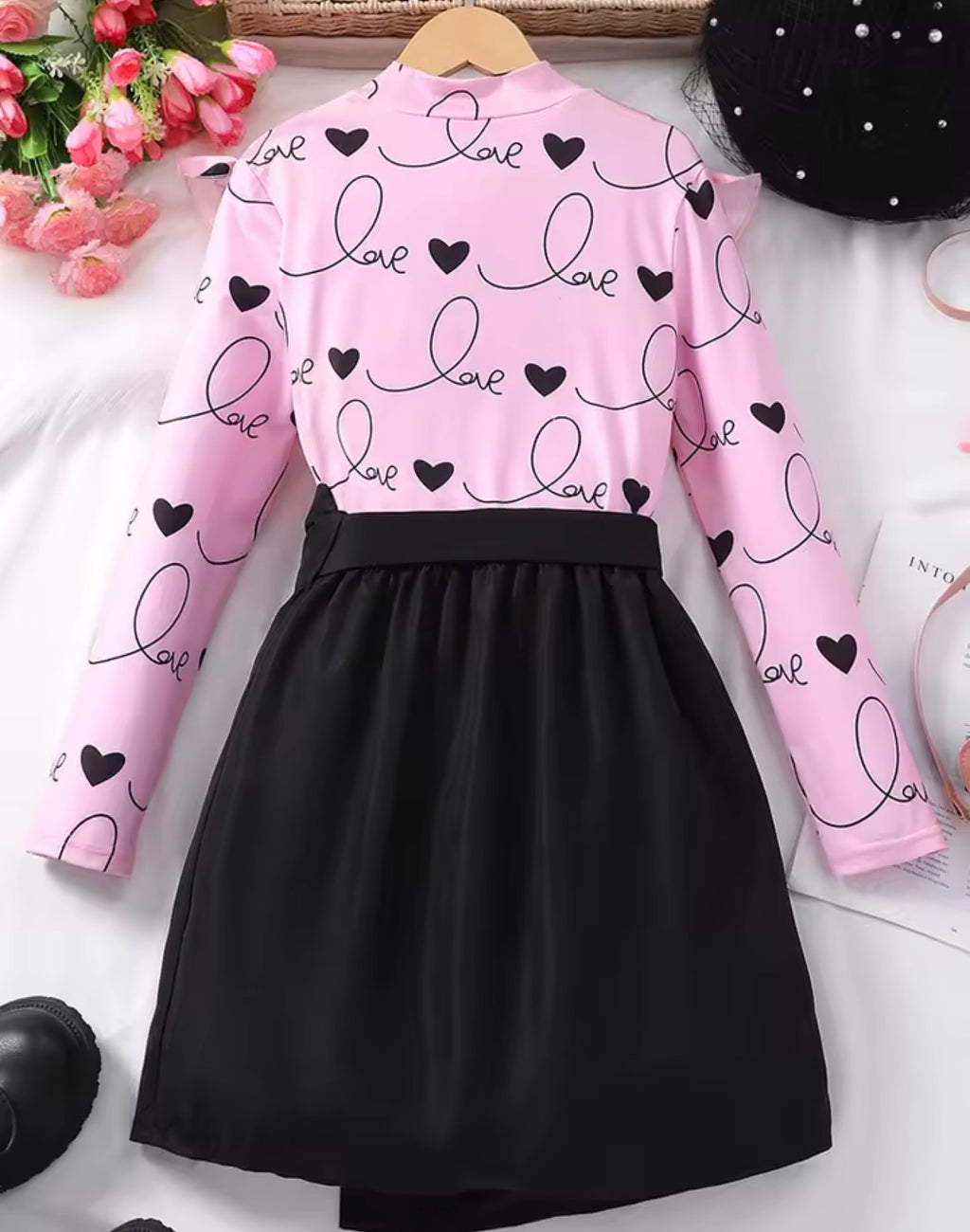 Girls’ 2-Piece Outfit – Love Print Top & Skirt Set 💕👗