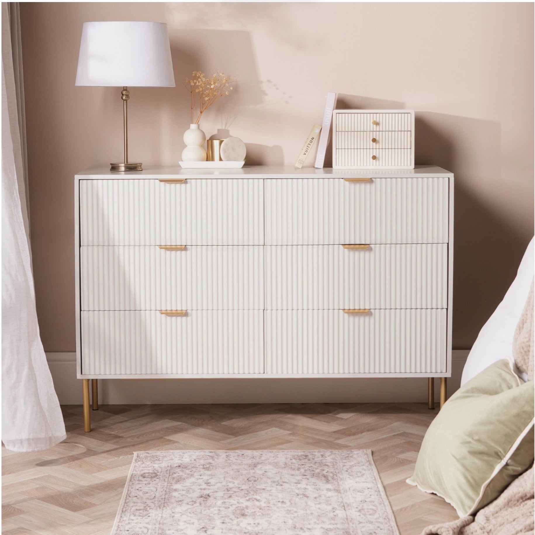 Ribbed 6-Drawer Unit