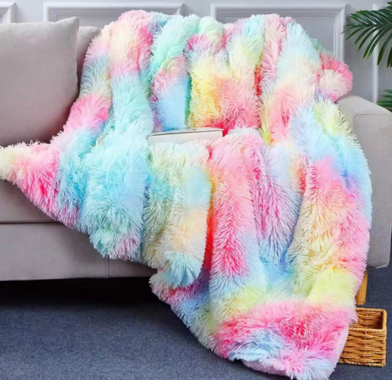 Multicoloured Throw Blanket